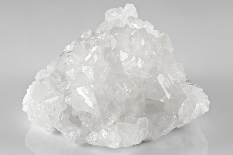 硼砂（是什么，性質(zhì)，結(jié)構(gòu)，用途）